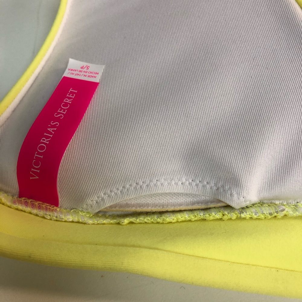 Vintage Victoria’s Secret Bikini - Small Top, XS Bottoms - Picture 3 of 3